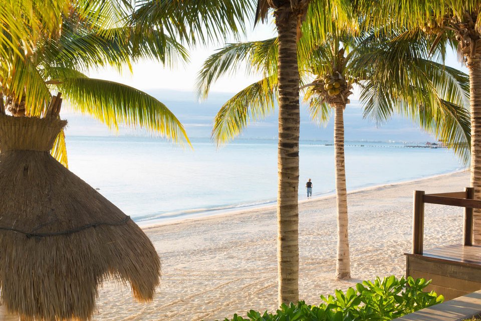 the-beach-villa-del-palmar-cancun-w1144h640