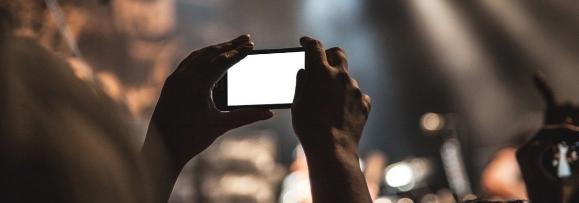smartphone smartphone e chip pre-pago em viagem
