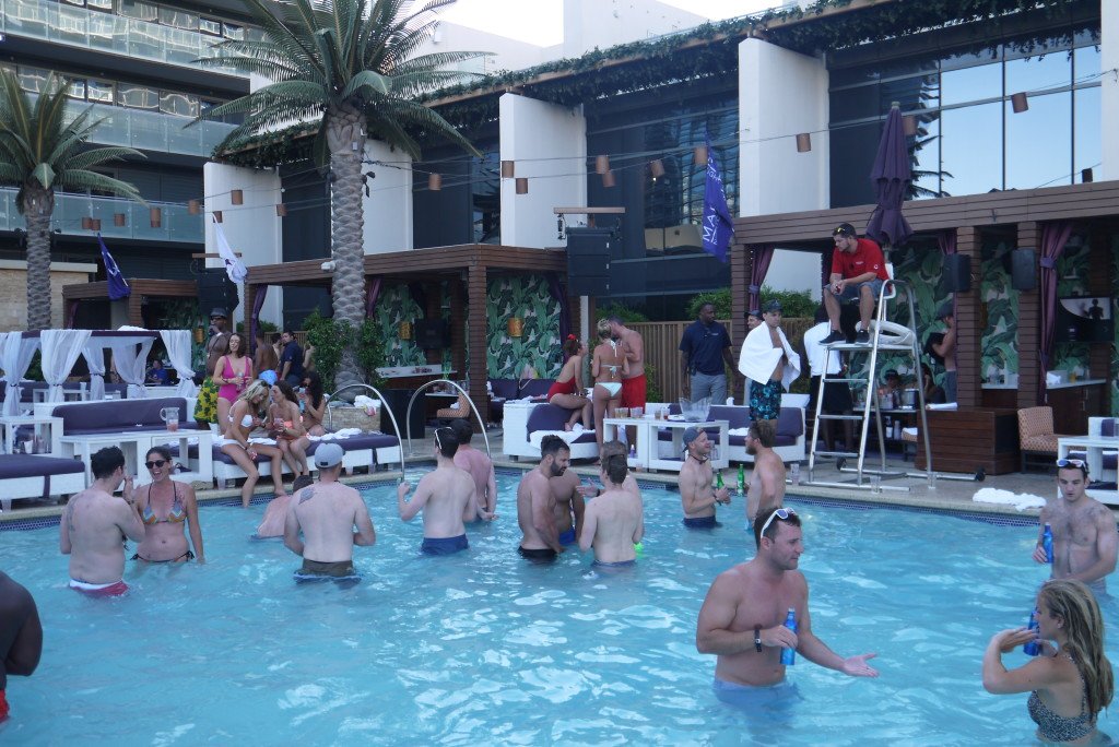 Pool Party_Marquee_Cosmopolitan_Las Vegas