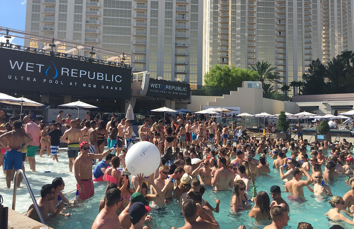 Pool party Wet Republic_hotel MGM Las Vegas_Caesars_04 Pool party Wet Republic_hotel MGM Las Vegas_Caesars_04
