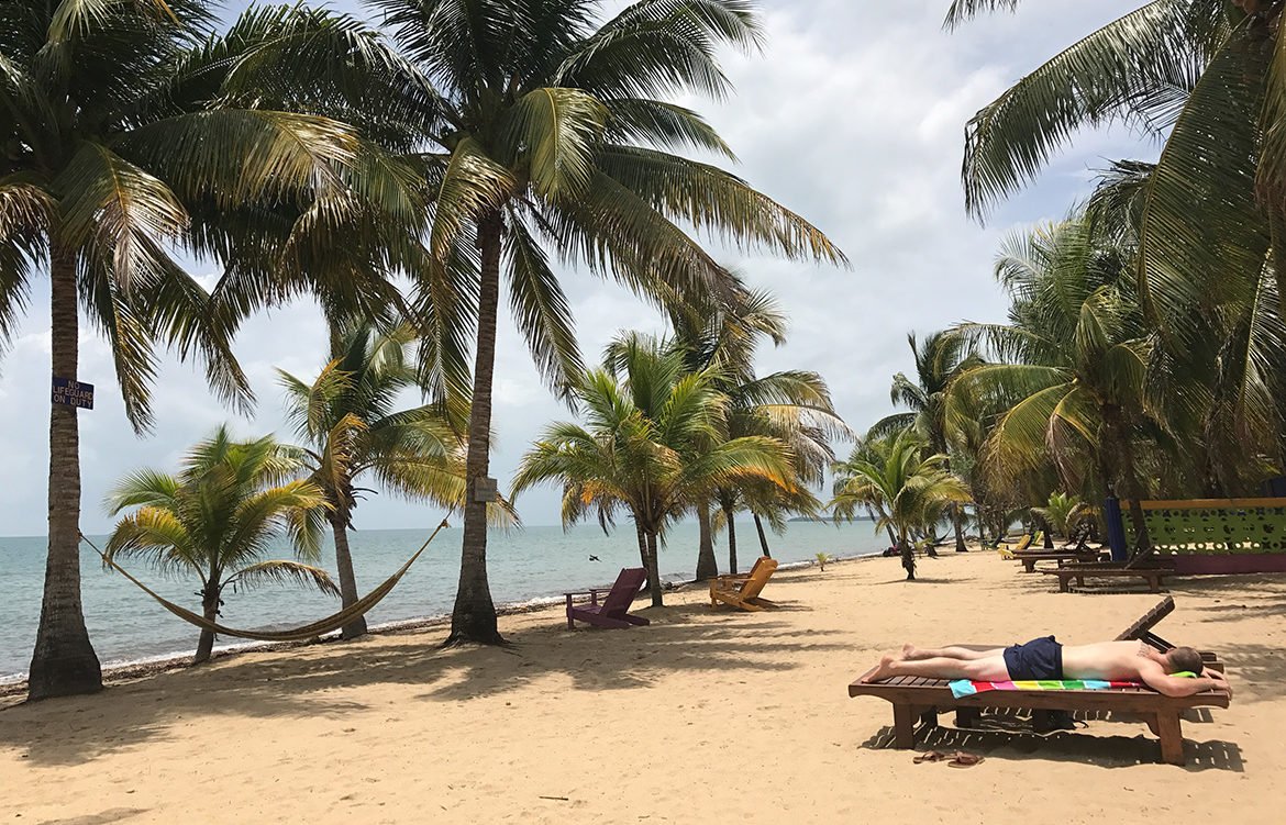 praia de Belize_Hopkins74_