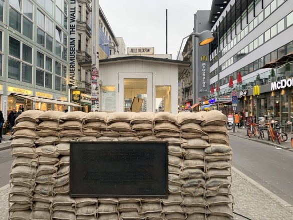 Berlim Checkpoint Charlie o que fazer