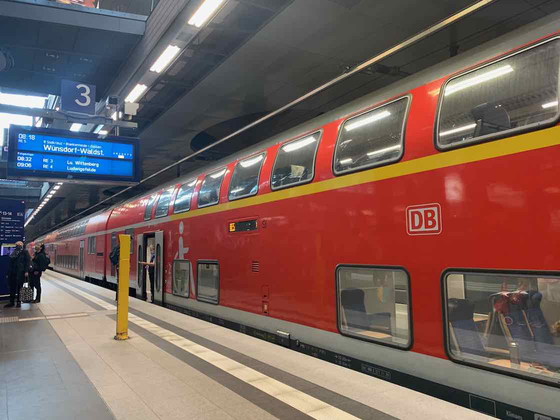 Trem RE regional na Alemanha