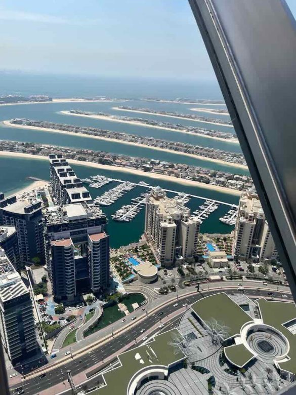 Vista em Dubai mirante The Palm ()