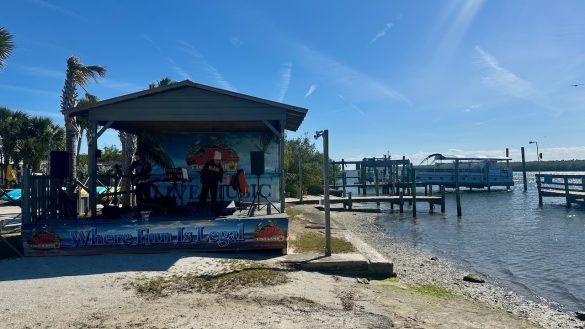 restaurante Jbs fish camp New Smyrna Beach ()